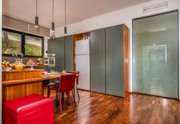 La moderna cucina al primo piano- Villa Relax
