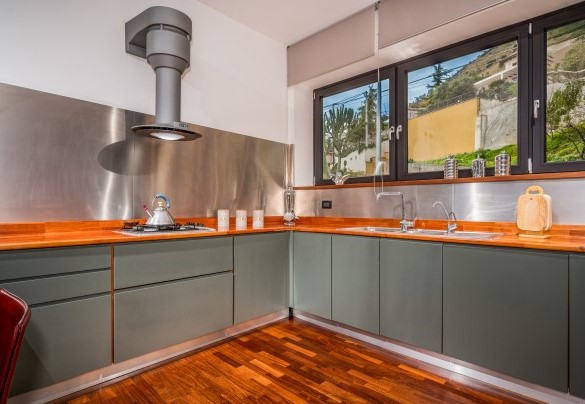 La cucina al primo piano- Villa Relax
