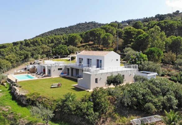 Il magnifico fronte della villa - Villa Rita