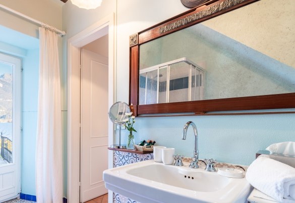 Bagno en-suite con doccia - Villa Rivetta