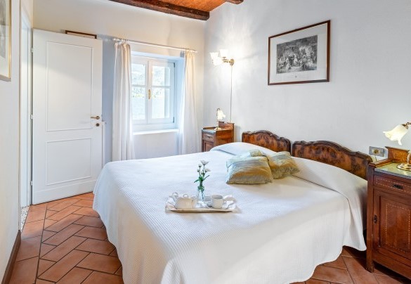 Camera matrimoniale al primo piano con bagno en-suite - Villa Rivetta