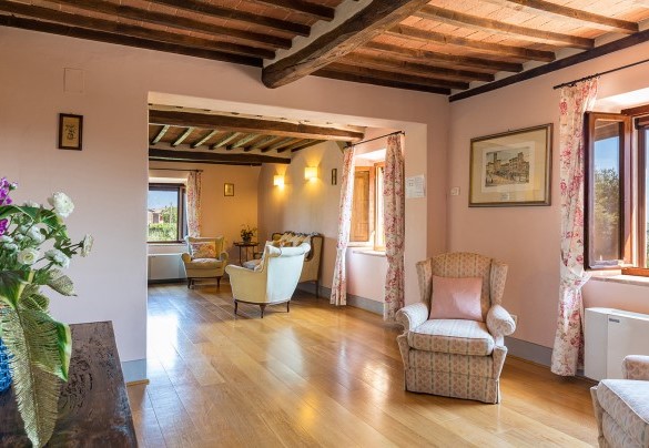 Zona giorno al primo piano – Villa Santa Maria
