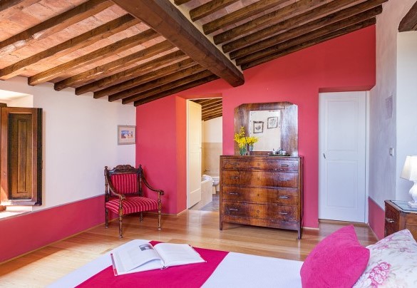 Camera matrimoniale n.5 con letto divisibile, con bagno en-suite, al primo piano – Villa Santa Maria