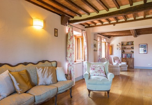 Zona giorno al primo piano – Villa Santa Maria