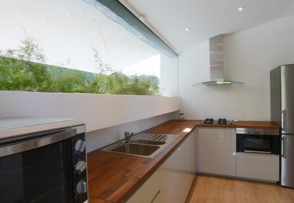 La comoda cucina al piano terra
