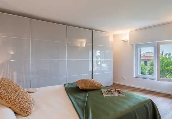 La camera matrimoniale con bagno en-suite al piano terra - Villa Scirocco