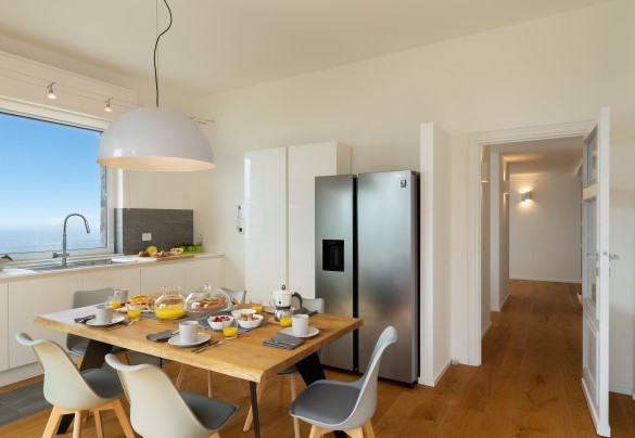 La moderna cucina dallo stile ricercato - Villa Scirocco