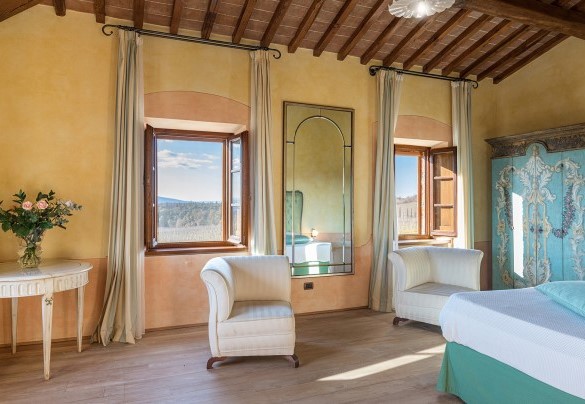 Camera matrimoniale con bagno privato al primo piano- Villa Siena