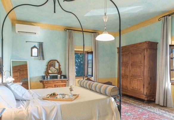 Camera matrimoniale con bagno privato al primo piano- Villa Siena