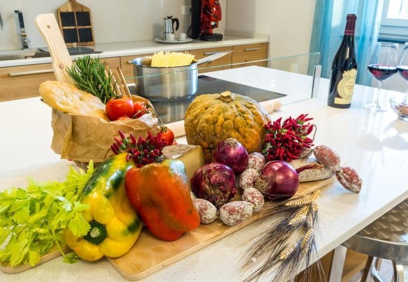 Large kitchen - Villa Sole al Molino a Vento 8