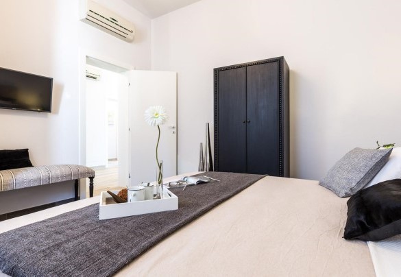 Double room n 2, first floor - Villa Sole al Molino a Vento 8