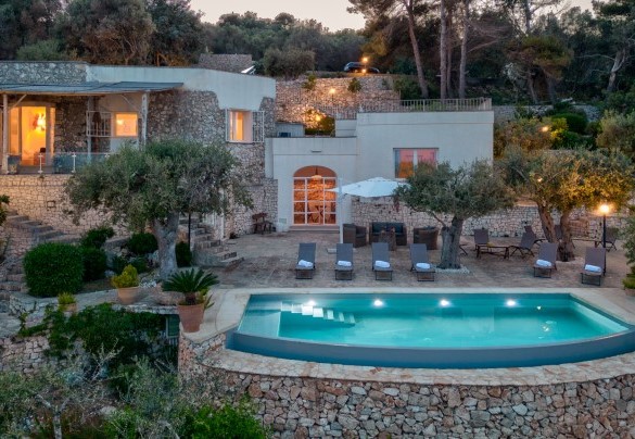 Esterno della villa al tramonto – Villa Soleluna