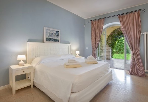 Double bedroom no. 3 on the lower floor - Villa Sorte