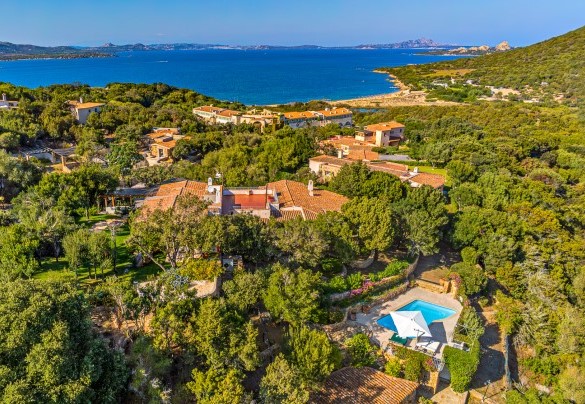 Panoramica della villa con vista sul Golfo di Arzachena – Villa Stella