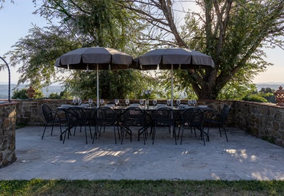 Zona pranzo esterna - Villa Stroncoli