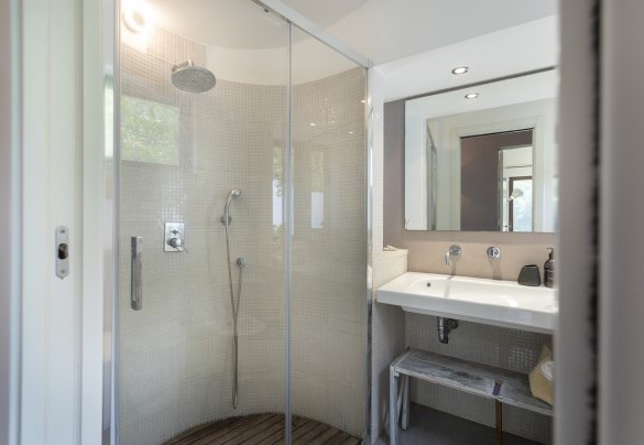 Bathroom with shower n.2  - Villa Talia