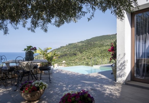A corner of the garden  - Villa Talia