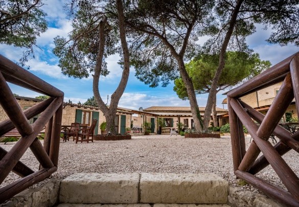  La zona relax esterna - Villa terra del Sole