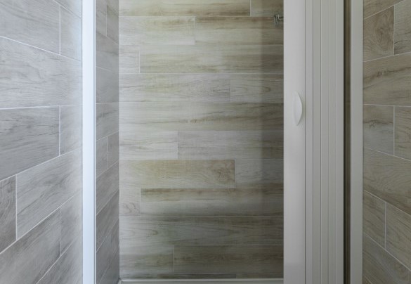  Il bagno con doccia nella dependance - Villa Terra del Sole