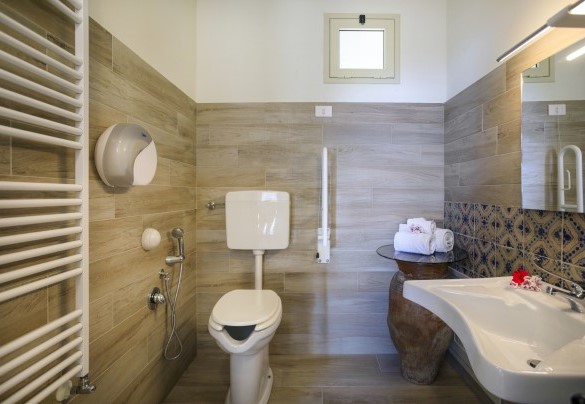  Il bagno della dependance - Villa Terra del Sole