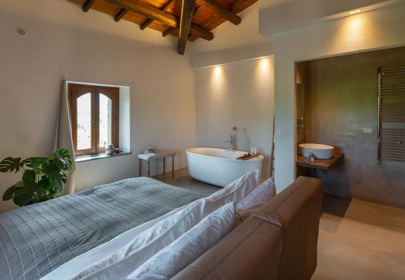The double bedroom n. 1 in the main house – Villa Terre Normanne