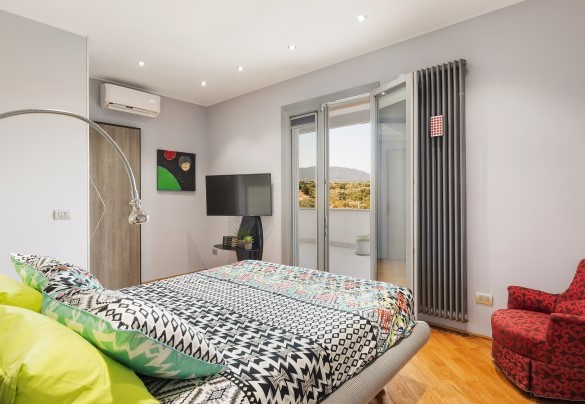 Double bedroom n.1 on the first floor – Villa Tiberio
