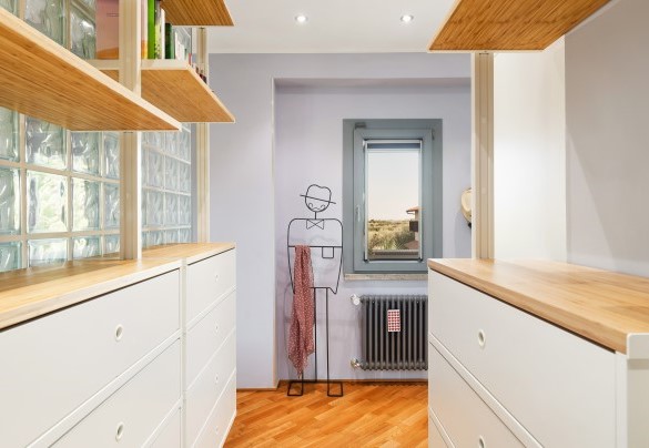 Double bedroom n.1 with wardrobe corner and ensuite bathroom on the first floor – Villa Tiberio