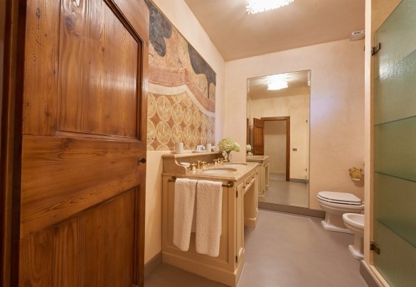 Bathroom with shower n.2 - Villa Torre di Terzolan