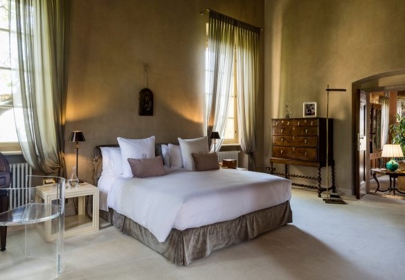Double bedroom n.1 with ensuite bathroom - Villa Torre di Terzolan