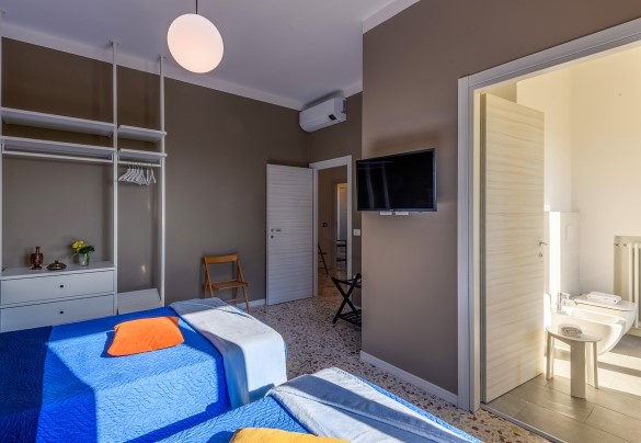 Twin bedroom no. 3  – Villa Traiani