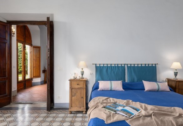 Double bedroom n.1 on ground floor - Villa Treggiaia