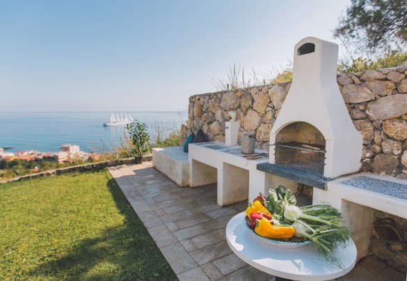 barbecue zone with sea view - Villa Triscele