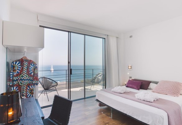 second double room with bathroom en suite at first floor - Villa Triscele