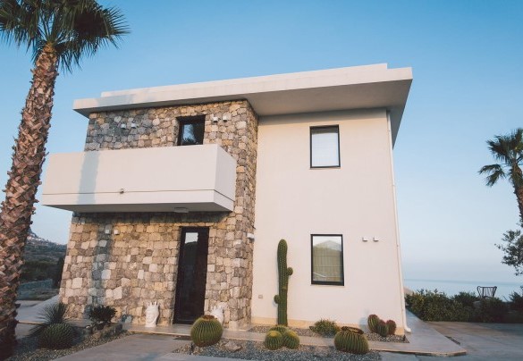 entrance with parking - Villa Triscele