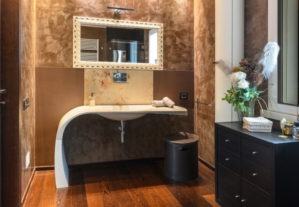Bagno con doccia n. 1 al piano rialzato – Villa Vae Victis