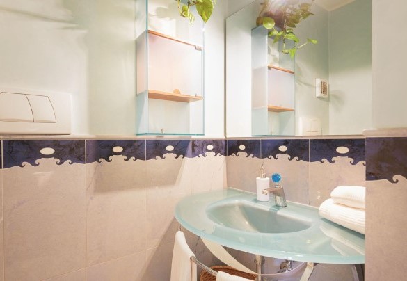 Service bathroom on the ground floor - Villa Vittoria D'Anghiari 