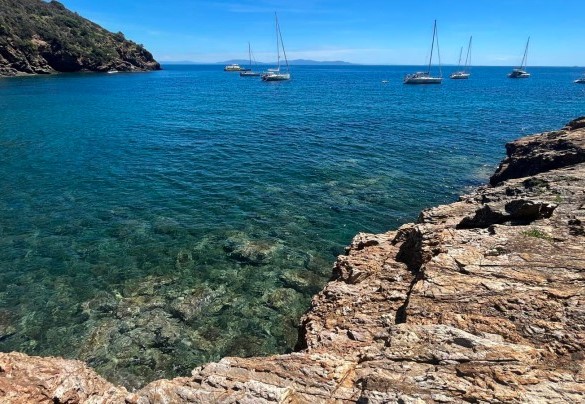 La baia d' Ortano a pochi chilometri dalla proprietà - Villa Zaca