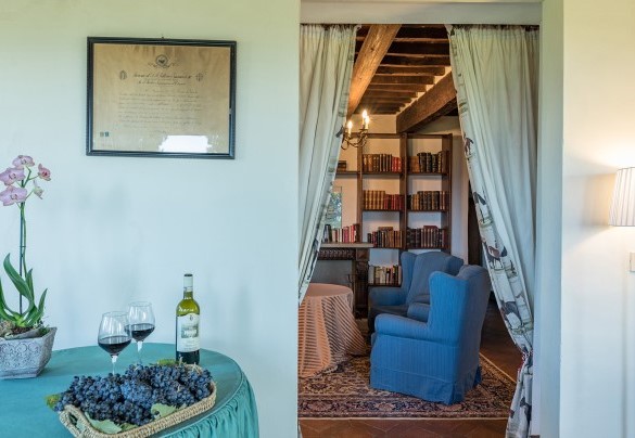 La veranda collegata alla sala lettura - Villalta