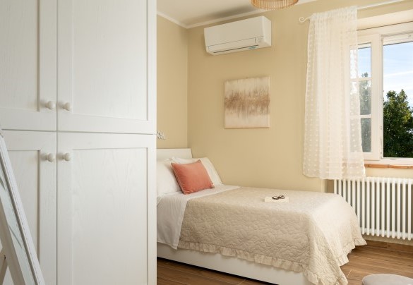Single bedroom with extra single sofa bed no. 3 - Villino Ariachiara