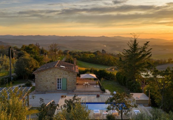 Sunset over the Val di Cecina - Villino Ariachiara