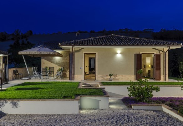 The villa in the evening lights - Villino Le Moie