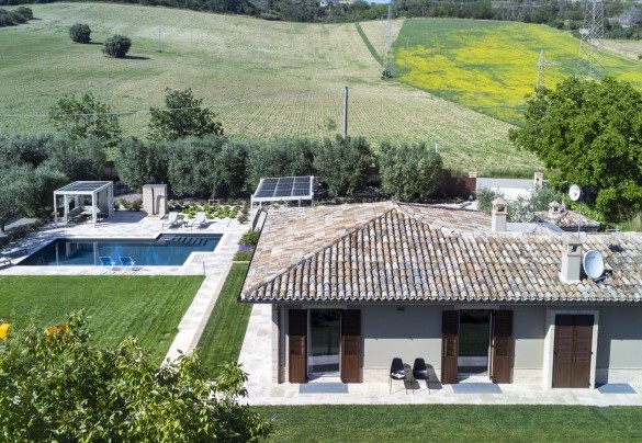 Bird’s eye view of the property - Villino Le Moie