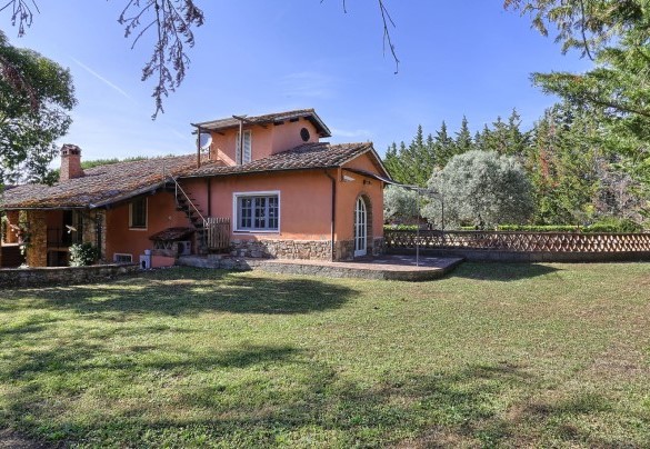 La villa immersa nel verde del parco – Virginia   