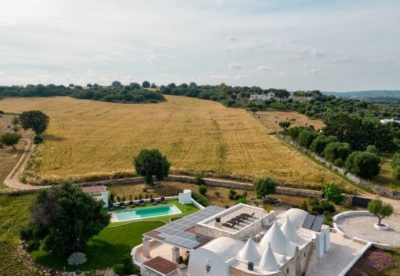 La villa immersa nella campagna della Valle d’Itria - White Stone House